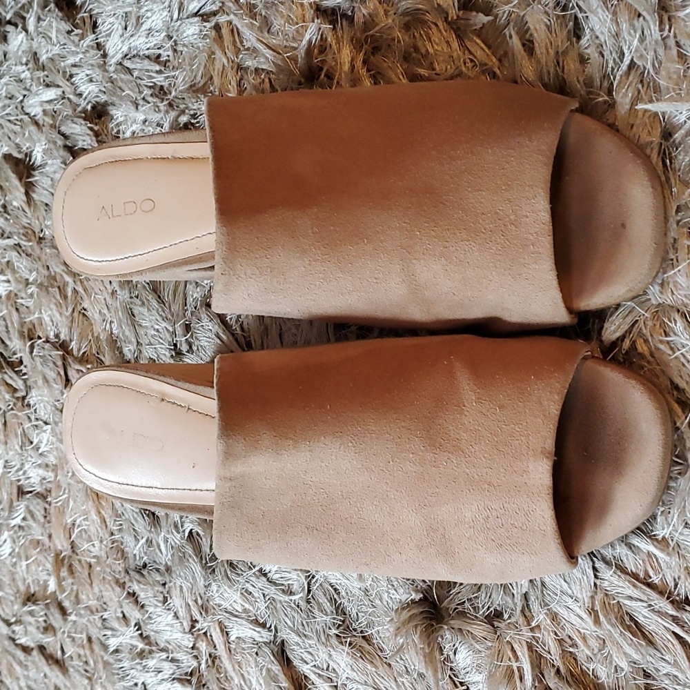 Suede mules - Picture 2 of 10